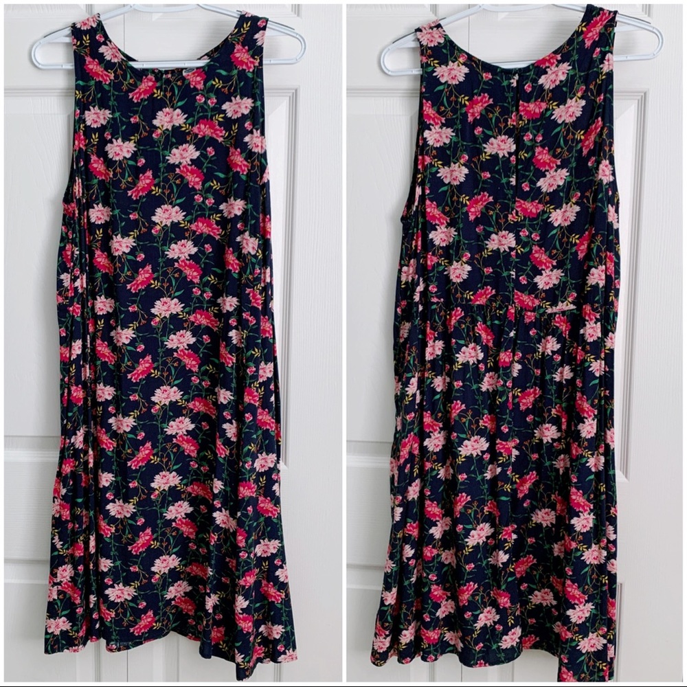 TALL Sleeveless floral swing dress NWOT!